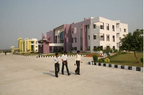 Nimra College of Pharmacy Krishna Academic Building photo 5